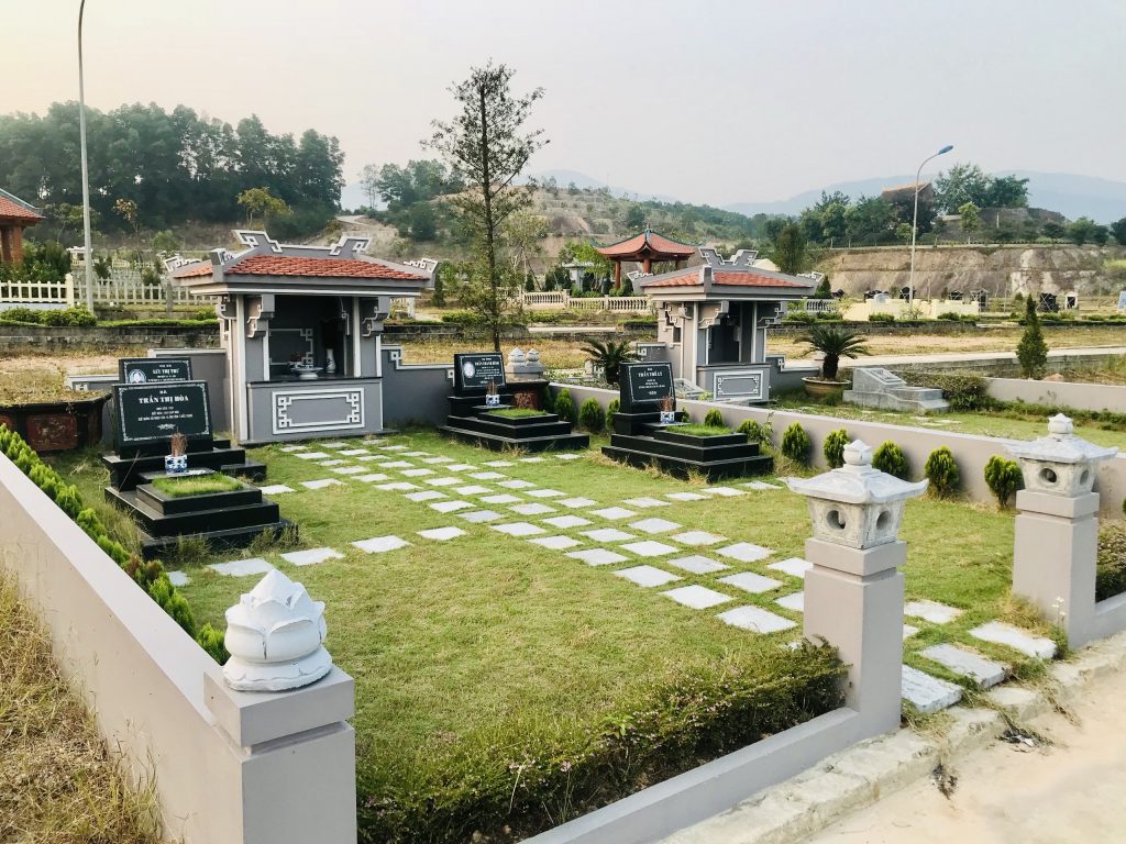 Khuôn viên mẫu mộ từ 9m đến 48m