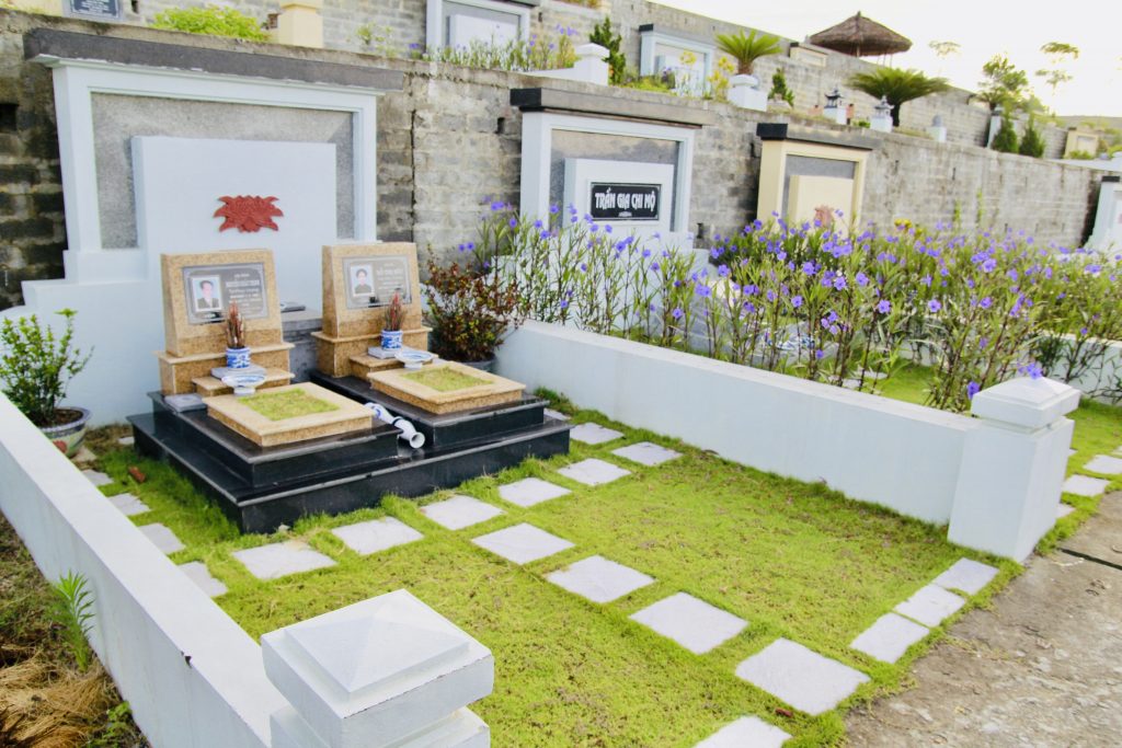 Khuôn viên mẫu mộ từ 9m đến 48m